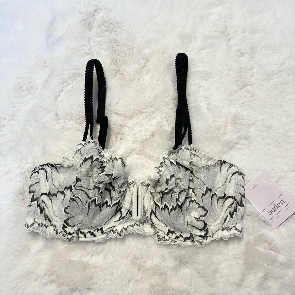NWT Auden Underwire White Black Lace Unlined Bra 32B Balconette